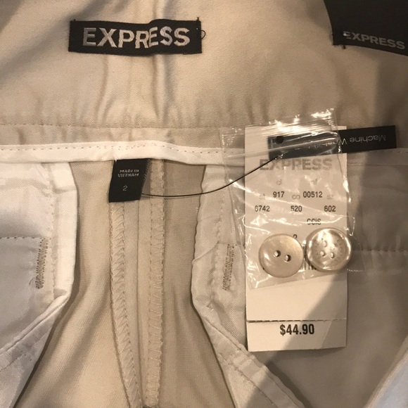 BRAND NEW SHORTS WITH TAGS - Picture 2 of 3